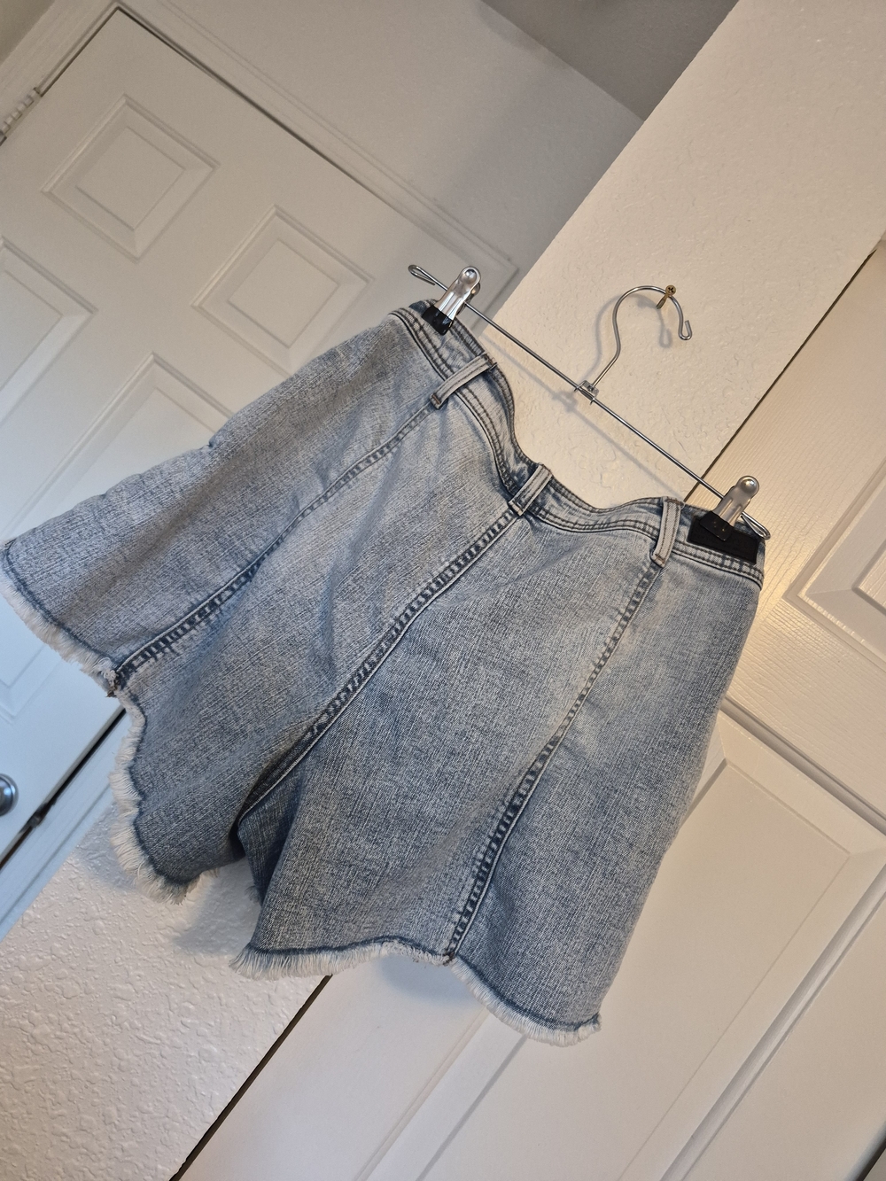 High-Rise Light Blue Denim Shorts with Frayed Hem - Picture 2 of 4